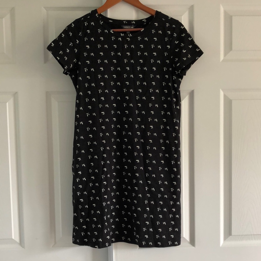 Toad & Co Windmere short sleeve black dress (size small)
